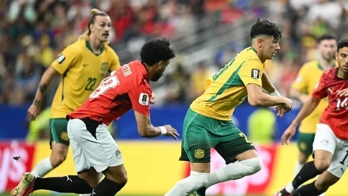 Jogadores do Egito comemorando após disputa de pênaltis em Dallas