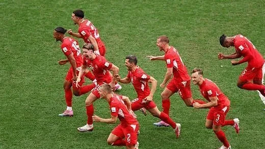 Torcedores e bandeiras durante partida da Copa do Mundo 2026