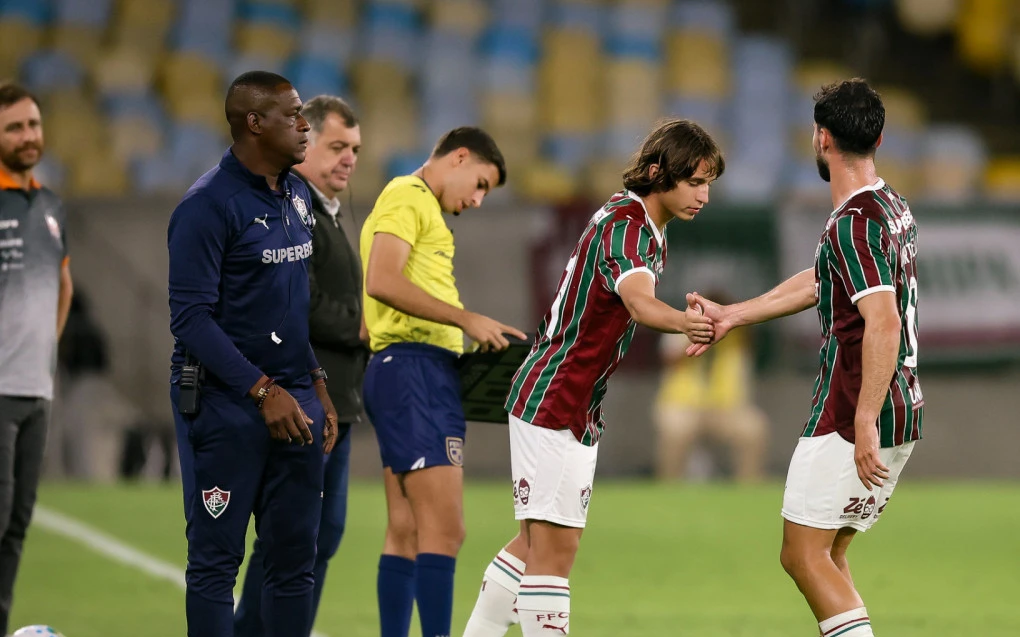 Fluminense usa amistosos para testar promessas e dá estreia a Ruan Sales