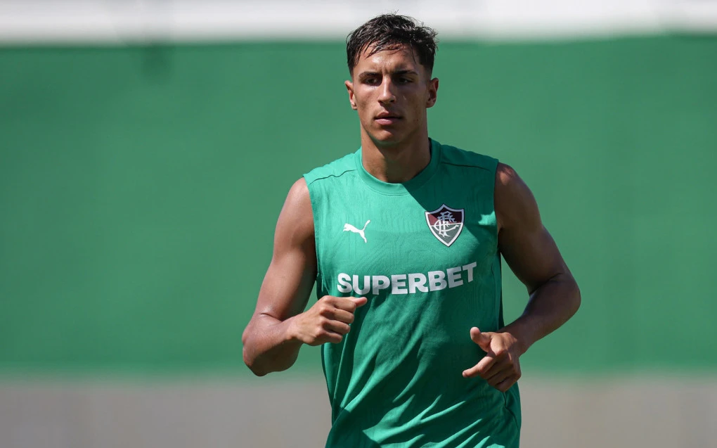 Fluminense encaminha venda de Facundo Bernal e busca aumentar valor recebido