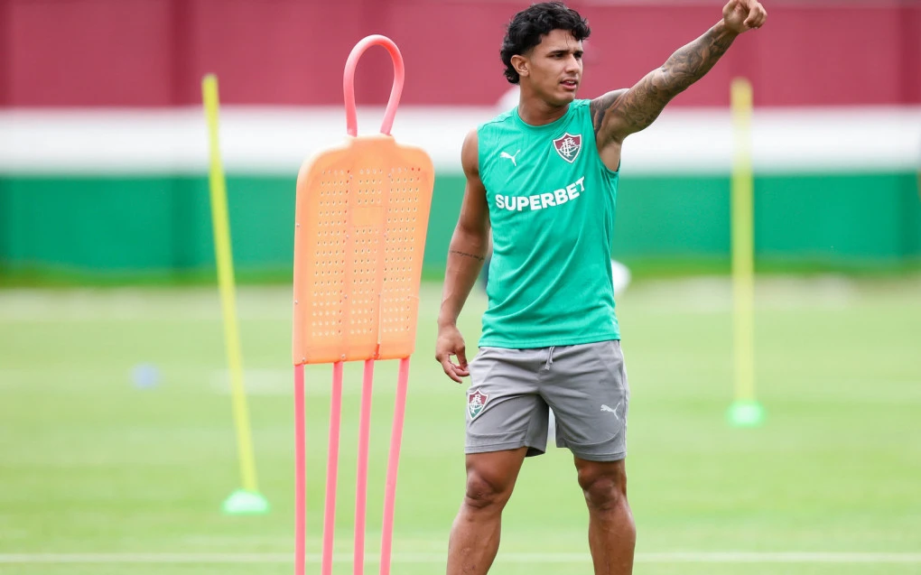 Keven Samuel em treino do Fluminense no CT Carlos Castilho