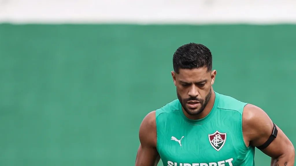 Hulk diz sentir menos pressão no Fluminense e afirma estar ‘acostumado a vencer’
