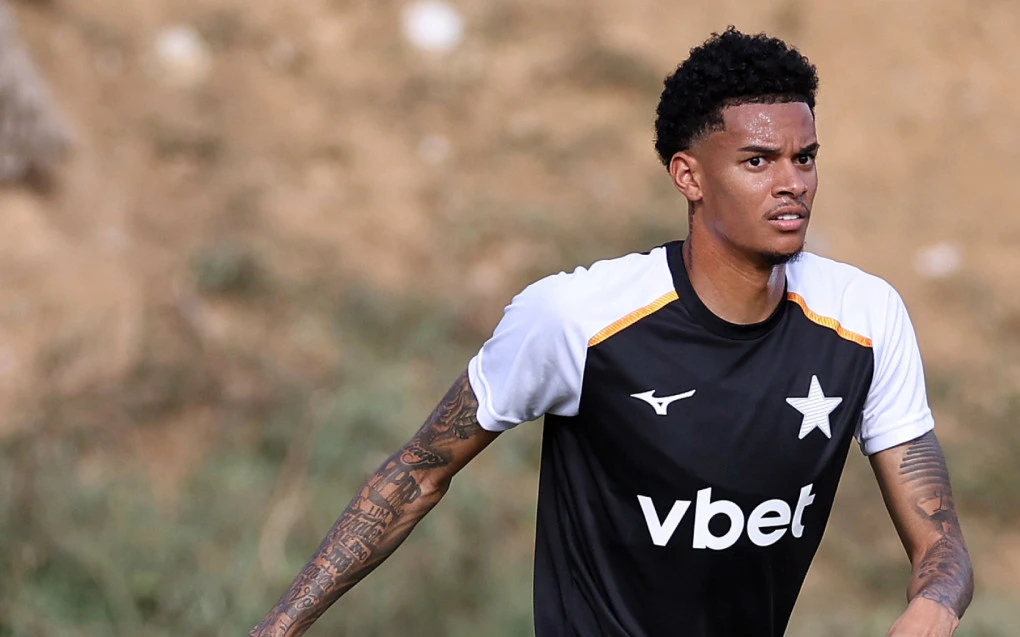 Newton, meia do Botafogo, é liberado e acerta transferência para o São Paulo