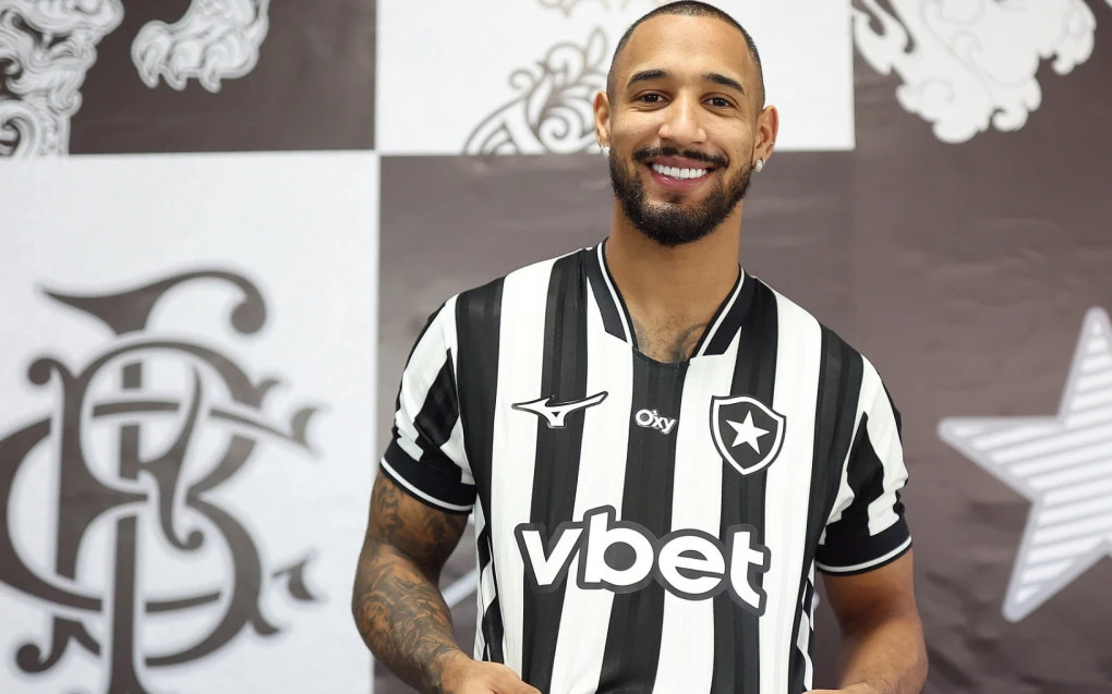 Lucas Monzón é regularizado no BID e fica à disposição do Botafogo
