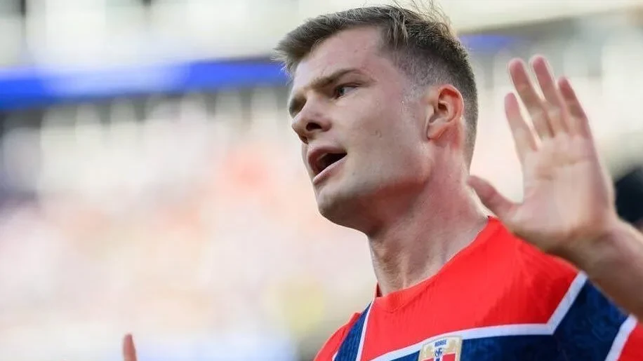 Alexander Sorloth em ação com a camisa do Atlético de Madrid