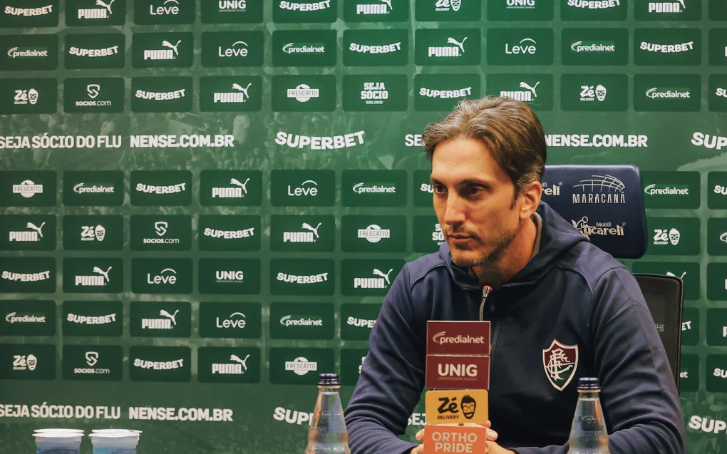 Zubeldía em entrevista coletiva após empate do Fluminense com Bragantino