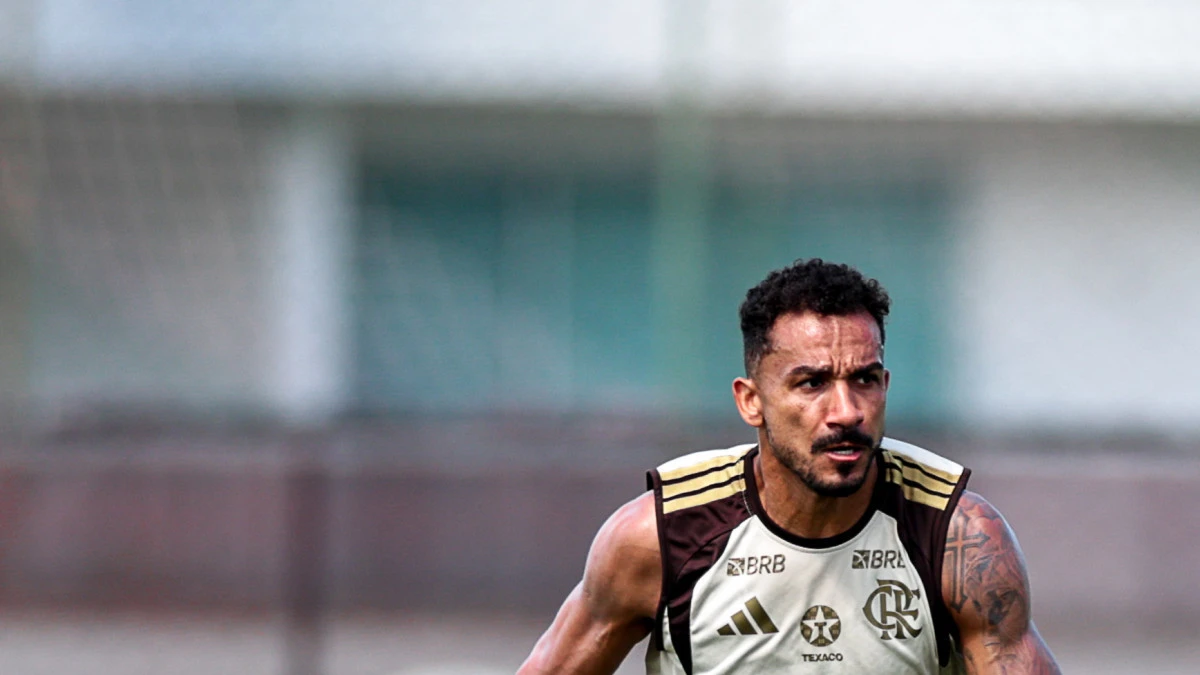 Danilo confirma desejo de renovar e se aposentar no Flamengo em 2027