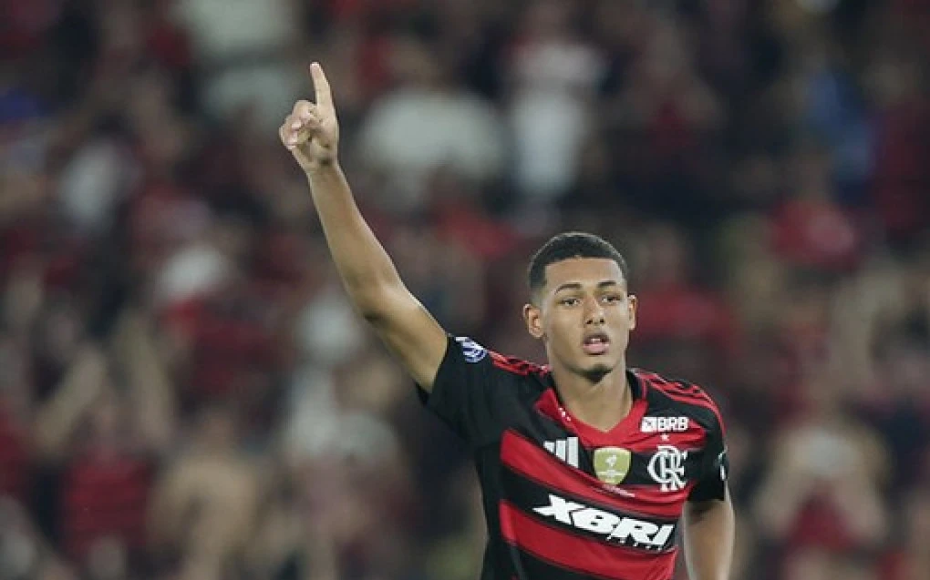 Flamengo recusa nova investida do Grupo City por zagueiro