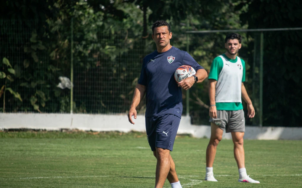 Fred comandando treino do time sub-20 do Fluminense