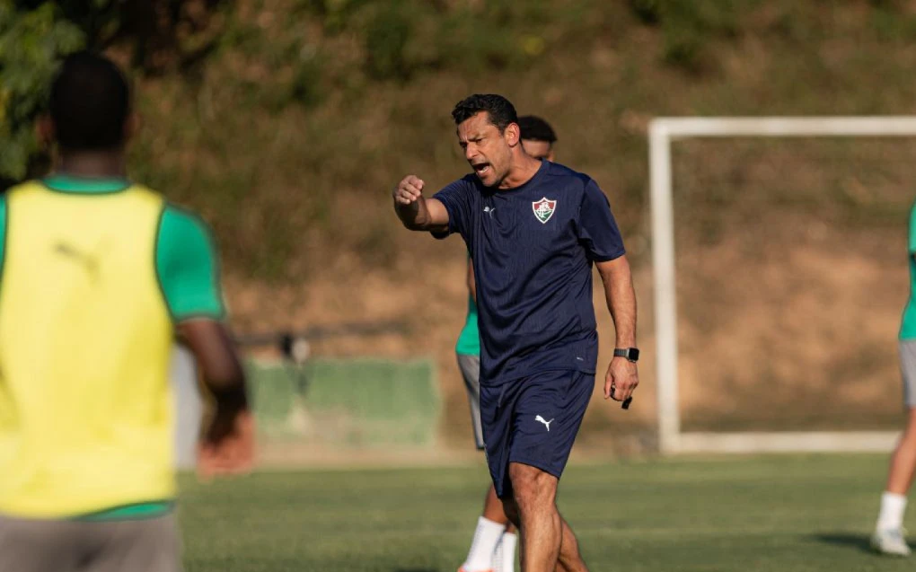 Fred em treino do sub-20 do Fluminense no CT Vale das Laranjeiras