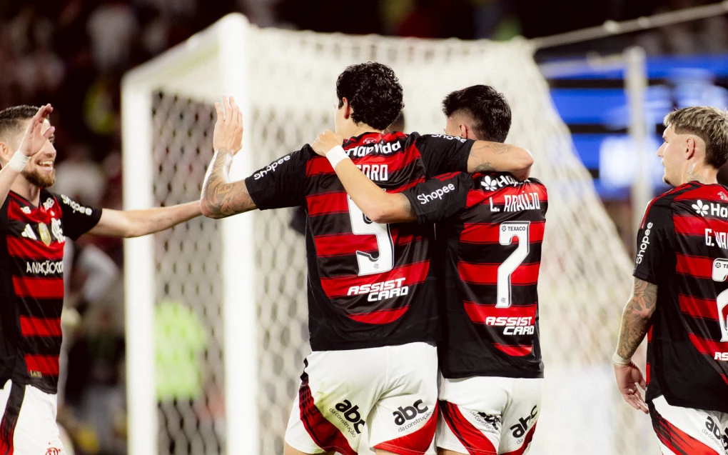 Flamengo completa um ano da goleada de 8 a 0 sobre o Vitória no Maracanã