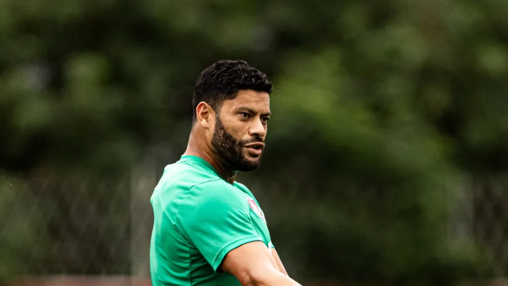 Hulk diz que experiência é decisiva em jogos do Fluminense