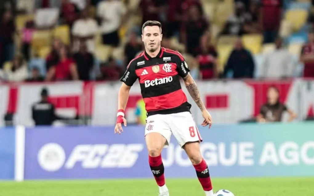Saúl pode ganhar oportunidade no meio-campo do Flamengo nas próximas partidas