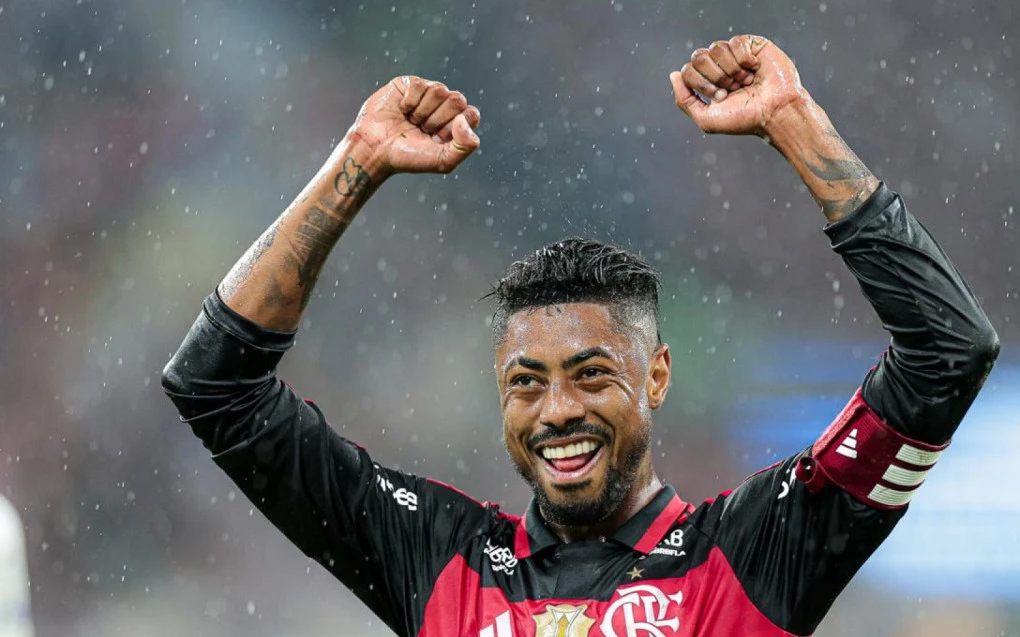 Substituições de Jardim definem vitória do Flamengo sobre o Corinthians no Maracanã